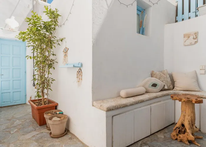 Apartment 5-bed Stylish Maisonette